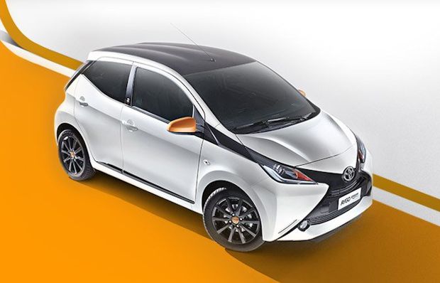 Una Toyota Aygo? Compriamola su Amazon.it