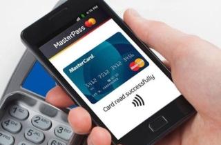 Mastercard potenzia Masterpass per pagare con lo smartphone nei negozi