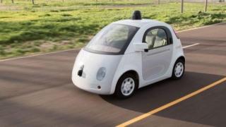 Google abbandona la sua auto driverless