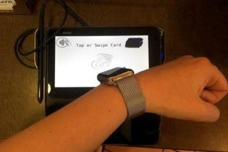 apple_watch_apple_pay