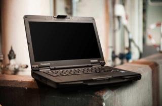 Panasonic Toughbook 55: il laptop semi rugged diventa modulare