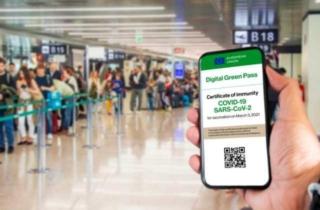 Digital Green Pass EU Covid in aeroporto