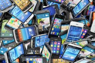mercato smartphone dwi shutterstock mercato smartphone dwi shutterstock