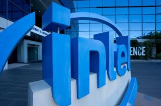 Intel - Riconoscimento editoriale Tada Images Shutterstock