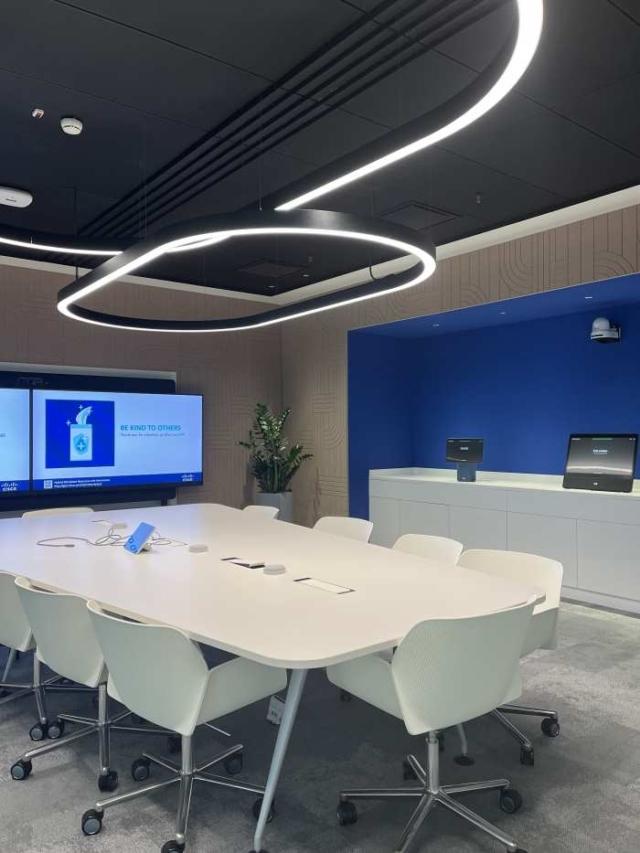 Sala riunioni cisco cinematic meetings