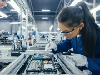 manufacturing-predictions-v1-16x9_Article_4x3