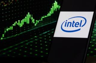 L’ipotesi impossibile: Intel divisa in due tra Broadcom e TSMC