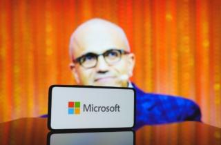 Microsoft concede più flessibilità al cloud europeo, ma resta il nodo Entra ID Microsoft concede più flessibilità al cloud europeo, ma resta il nodo Entra ID