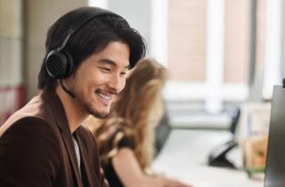 Nuove certificazioni Zoom Workplace for Frontline per le cuffie Jabra