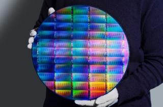 IBM avanza a passi spediti verso il quantum advantage con usi pratici