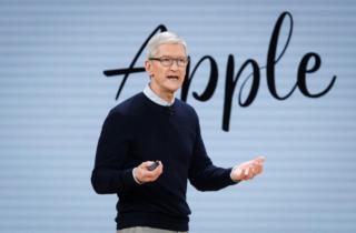 Apple dovrà pagare 634 mln per violazione di brevetti sugli smartwatch. E prepara la successione a Tim Cook