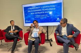 Sovranità digitale, l’Europa regola ma non produce: il confronto Clusit a Milano Sovranità digitale, l’Europa regola ma non produce: il confronto Clusit a Milano