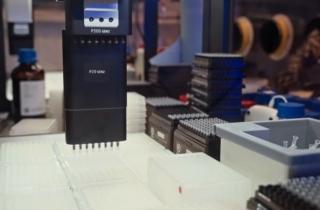 OpenAI propone un benchmark per il lifescience e un “chimico AI” quasi autonomo