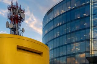 Poste Italiane, al via l’OPAS su TIM: Consob approva l’offerta
